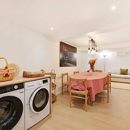 Elegant With Ac-2br-8p-trocadero Apartmán *